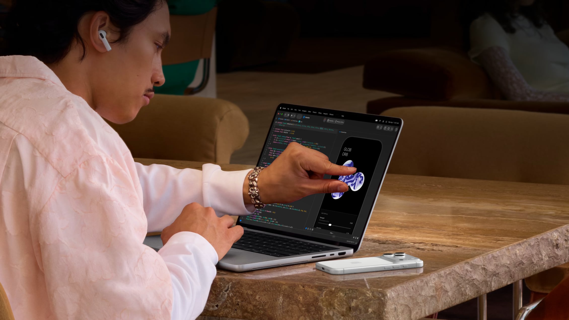 MacBook Pro с OLED и сенсорным экраном сохранил автономность